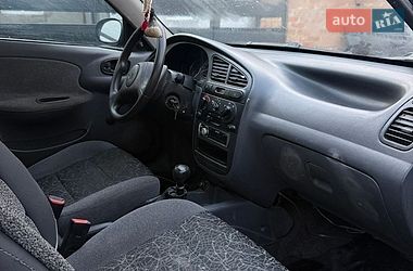 Седан Daewoo Lanos 2007 в Новгородці