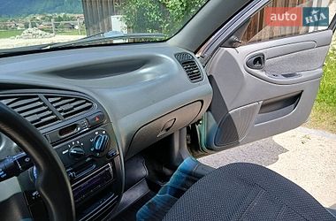 Седан Daewoo Lanos 2010 в Львове