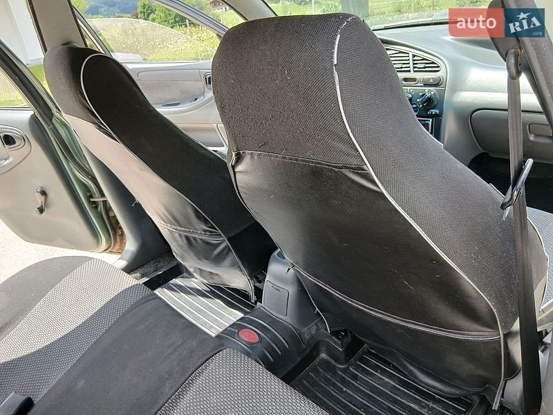 Седан Daewoo Lanos 2010 в Львове