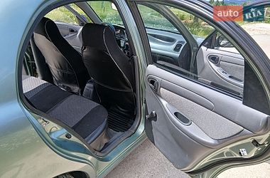 Седан Daewoo Lanos 2010 в Львове