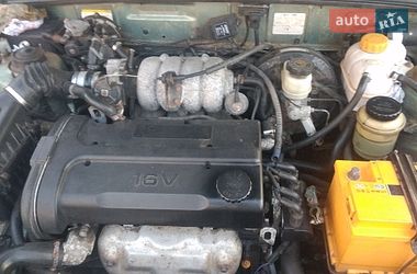 Седан Daewoo Lanos 2010 в Львове