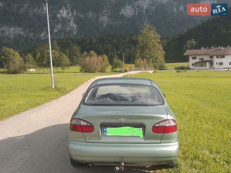 Седан Daewoo Lanos 2010 в Львове