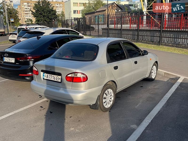 Седан Daewoo Lanos 2007 в Киеве