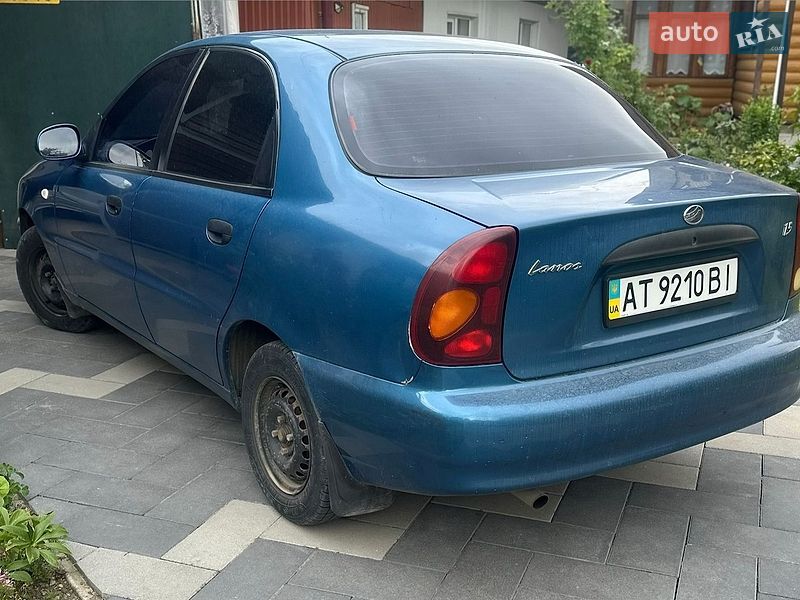 Седан Daewoo Lanos 2013 в Брошневе-Осаде
