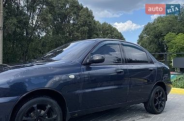 Седан Daewoo Lanos 2002 в Дніпрі фото Седан Daewoo Lanos 2002 в Дніпрі