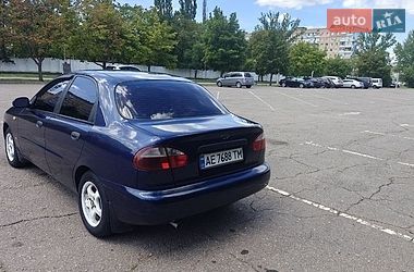 Седан Daewoo Lanos 2004 в Кривом Роге
