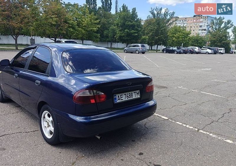Седан Daewoo Lanos 2004 в Кривом Роге