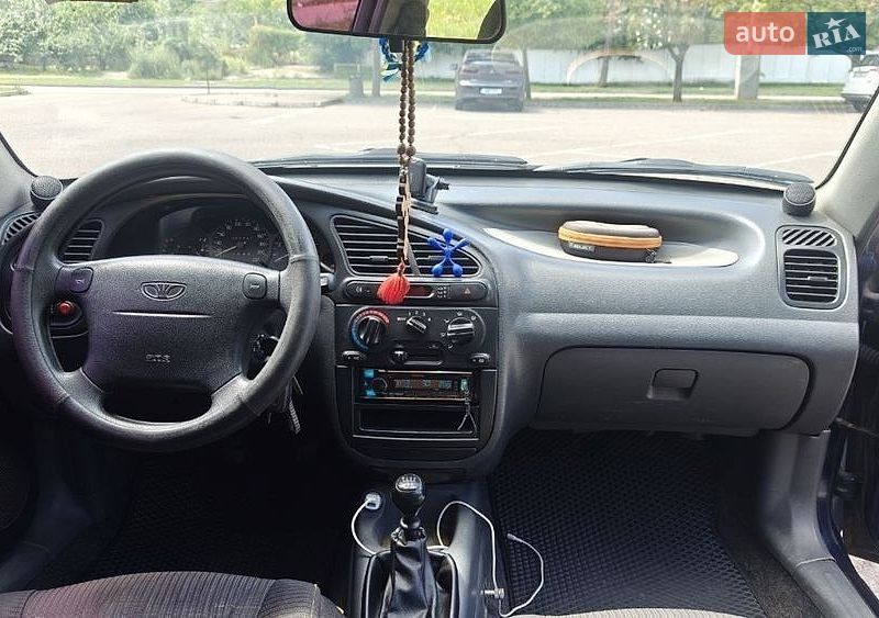 Седан Daewoo Lanos 2004 в Кривом Роге