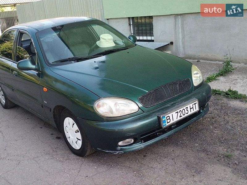 Седан Daewoo Lanos 1999 в Лубнах