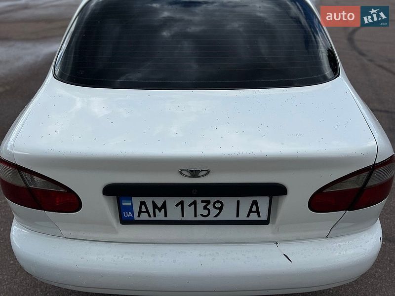 Седан Daewoo Lanos 2008 в Житомире