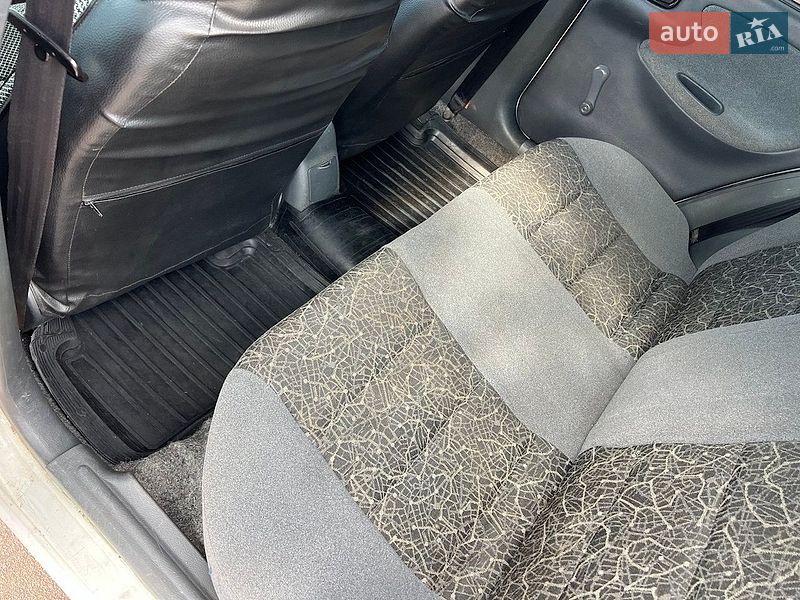 Седан Daewoo Lanos 2008 в Житомире