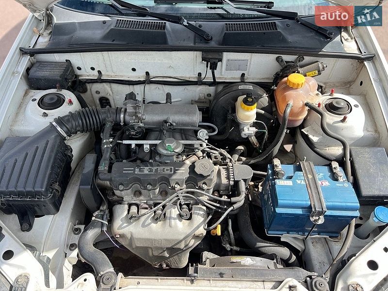 Седан Daewoo Lanos 2008 в Житомире