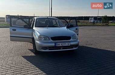 Седан Daewoo Lanos 2008 в Радивиліві