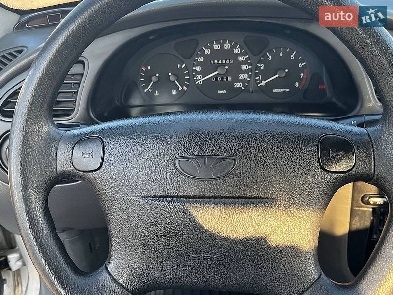 Седан Daewoo Lanos 2008 в Радивиліві