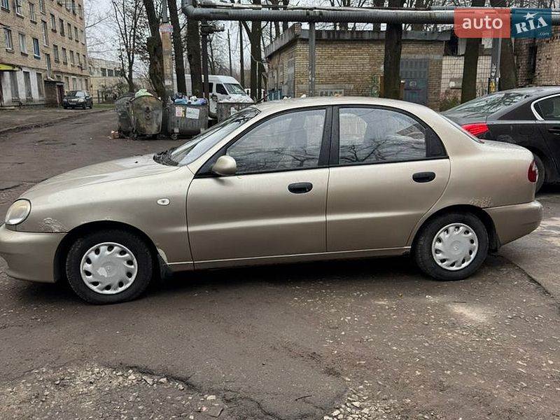 Седан Daewoo Lanos 2004 в Києві