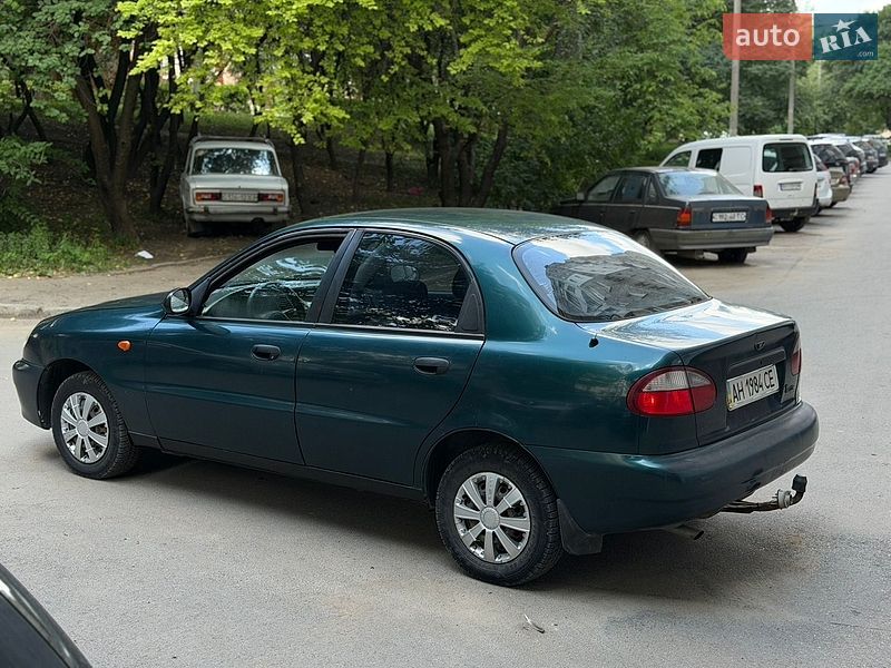 Седан Daewoo Lanos 2002 в Хмельницькому