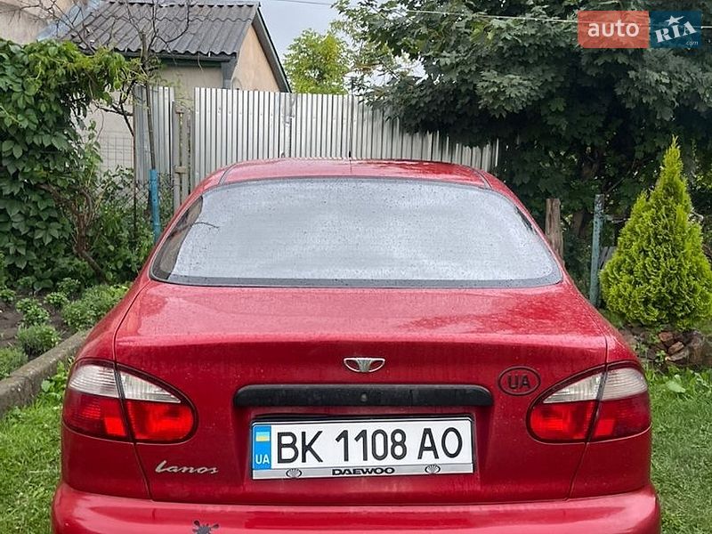 Седан Daewoo Lanos 2008 в Ровно