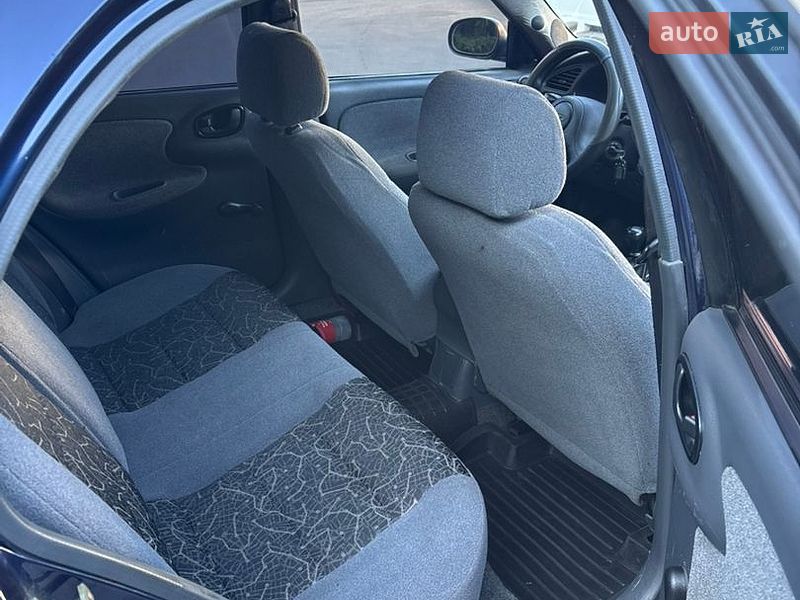 Седан Daewoo Lanos 2005 в Полтаві