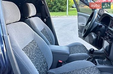 Седан Daewoo Lanos 2005 в Полтаві