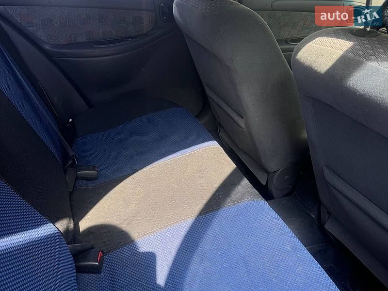 Седан Daewoo Lanos 2005 в Львове