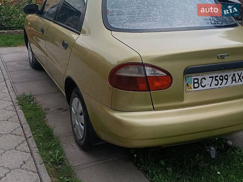 Седан Daewoo Lanos 2008 в Ходореві