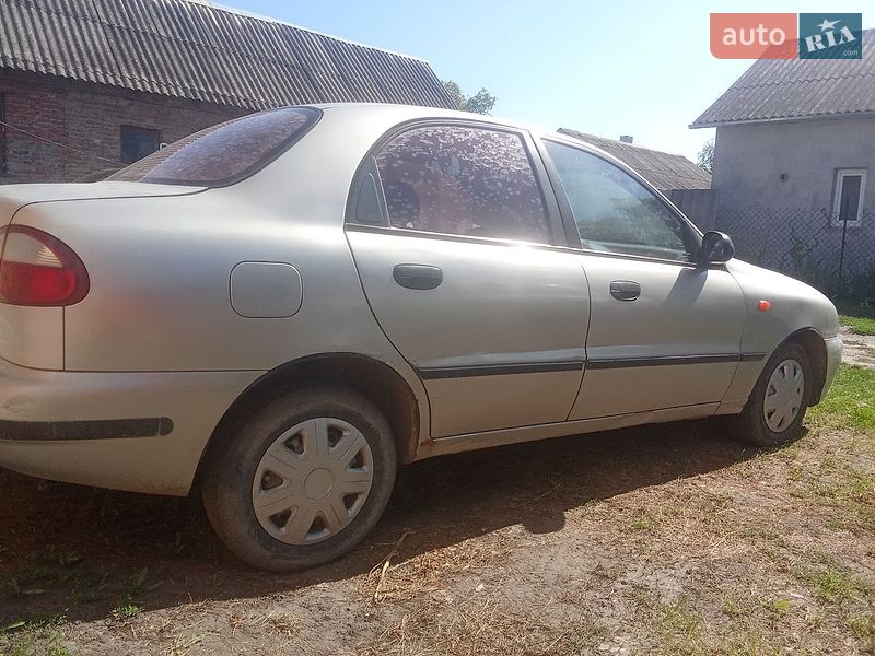 Седан Daewoo Lanos 2007 в Золочеві