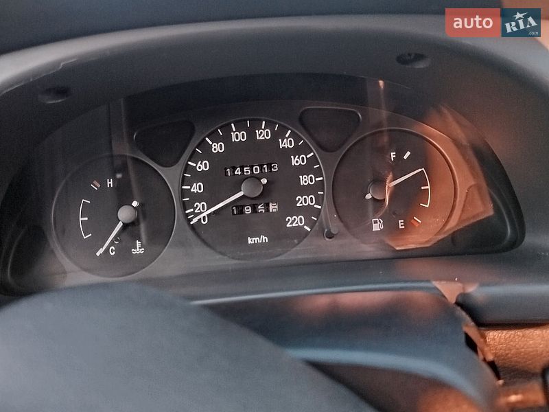 Седан Daewoo Lanos 2006 в Чернівцях