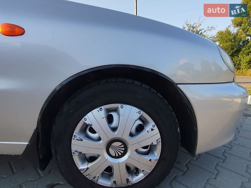 Седан Daewoo Lanos 2006 в Чернівцях