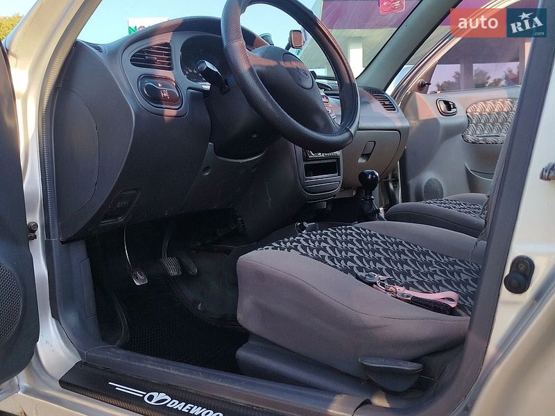 Седан Daewoo Lanos 2006 в Чернівцях