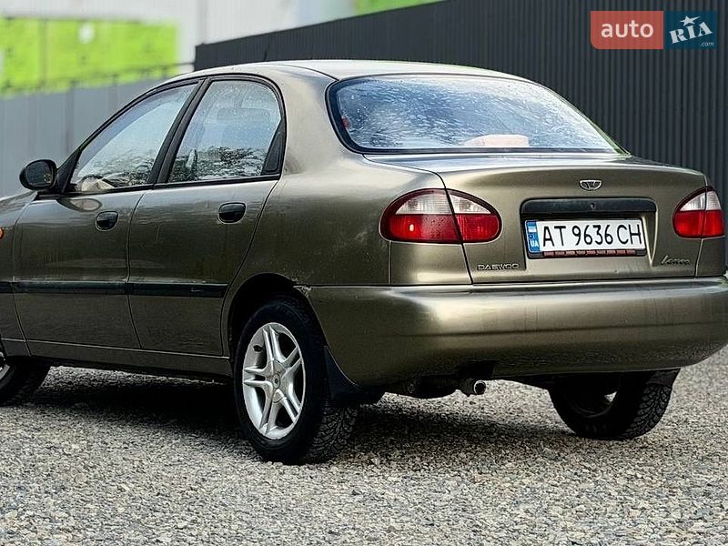 Седан Daewoo Lanos 2004 в Івано-Франківську