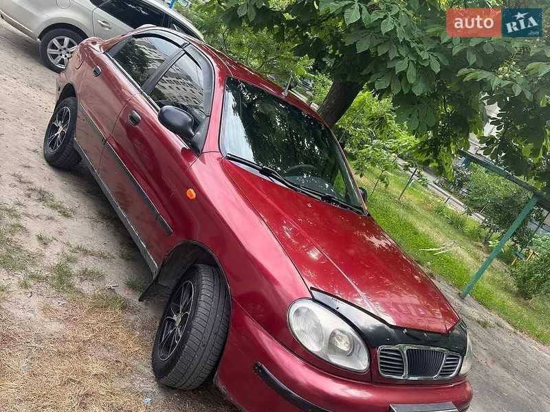 Седан Daewoo Lanos 2004 в Сумах