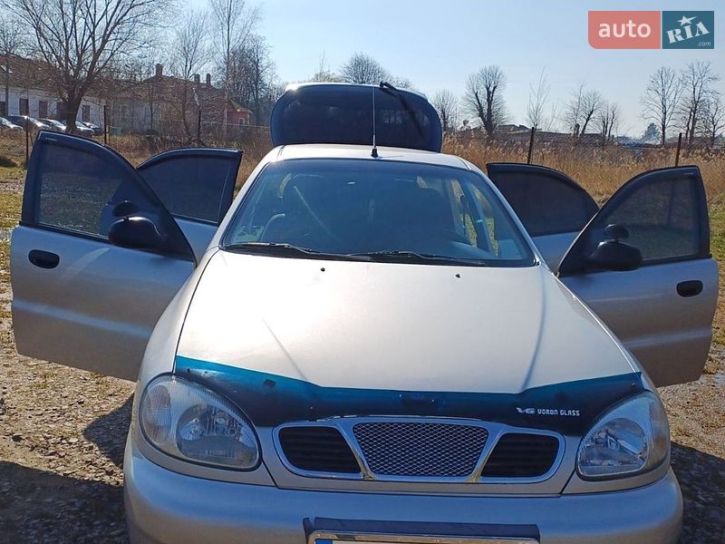 Хетчбек Daewoo Lanos 2003 в Дрогобичі