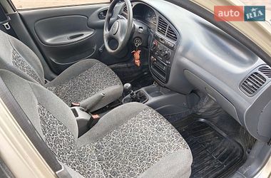 Седан Daewoo Lanos 2011 в Первомайську