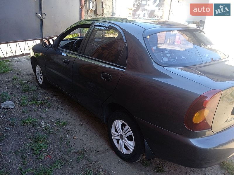 Седан Daewoo Lanos 2011 в Дніпрі