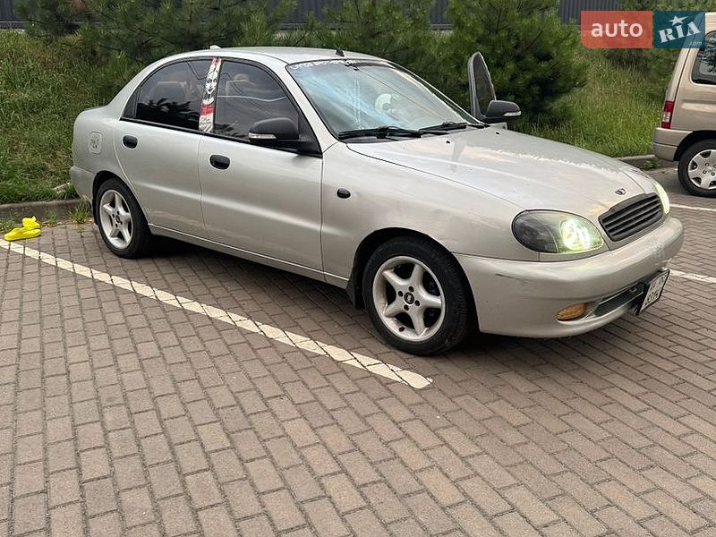 Седан Daewoo Lanos 2006 в Иванкове
