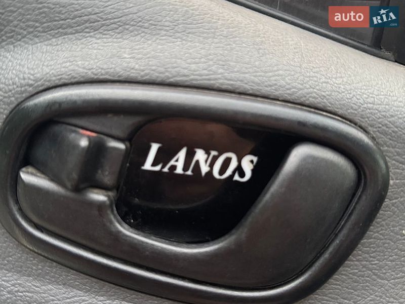 Седан Daewoo Lanos 2006 в Иванкове