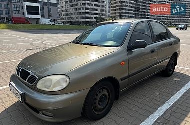 Седан Daewoo Lanos 2004 в Киеве