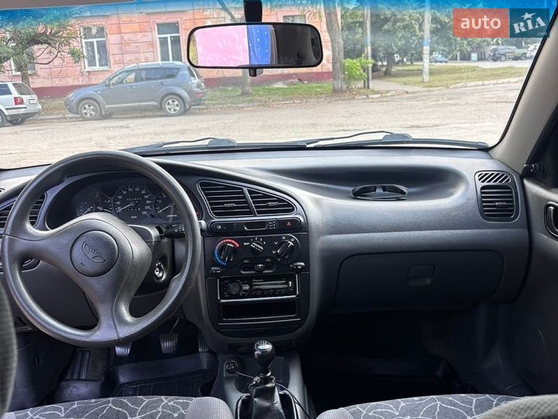 Седан Daewoo Lanos 2003 в Мерефа