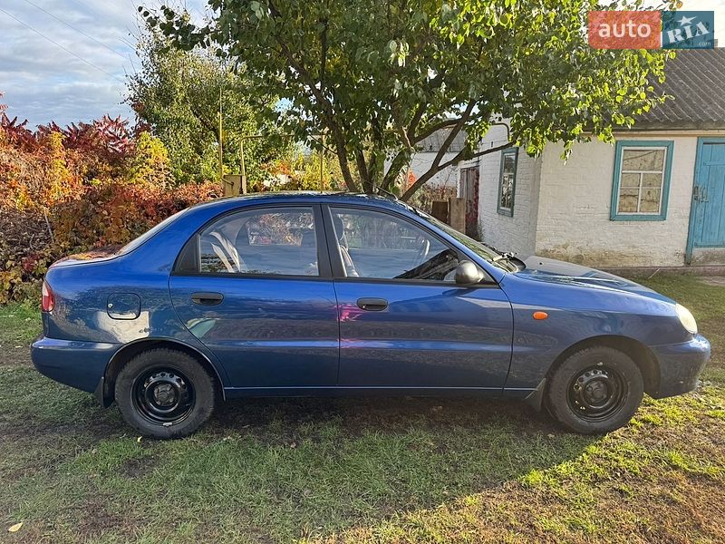 Седан Daewoo Lanos 2008 в Воловце