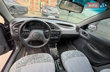 Седан Daewoo Lanos 1998 в Золотоноше