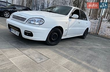 Седан Daewoo Lanos 1998 в Запоріжжі