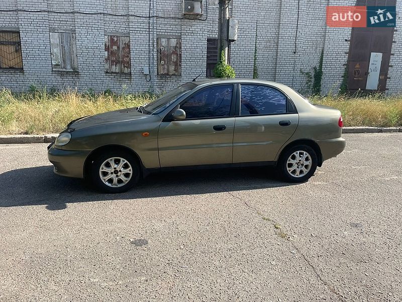 Седан Daewoo Lanos 2003 в Николаеве