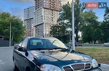 Седан Daewoo Lanos 2004 в Днепре