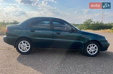 Седан Daewoo Lanos 2003 в Ивановке
