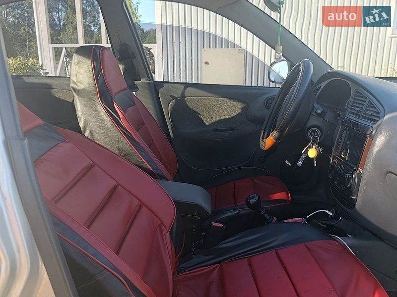 Седан Daewoo Lanos 2007 в Киеве