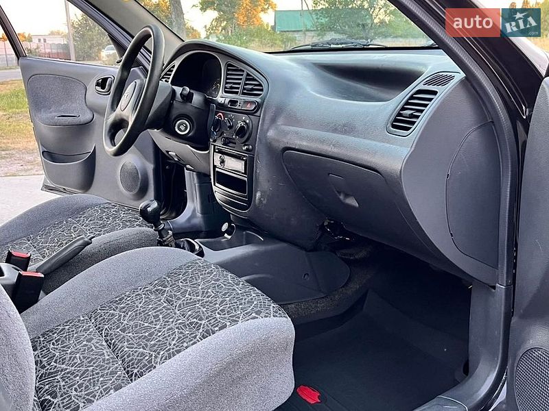 Седан Daewoo Lanos 2008 в Кременчуці