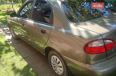 Седан Daewoo Lanos 2004 в Великом Березном