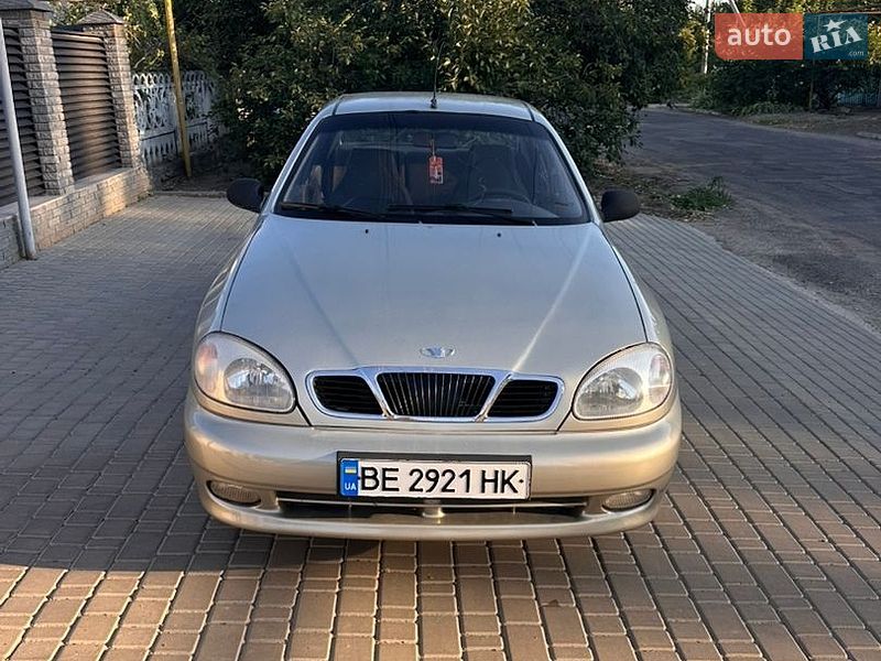 Седан Daewoo Lanos 2004 в Доманевке