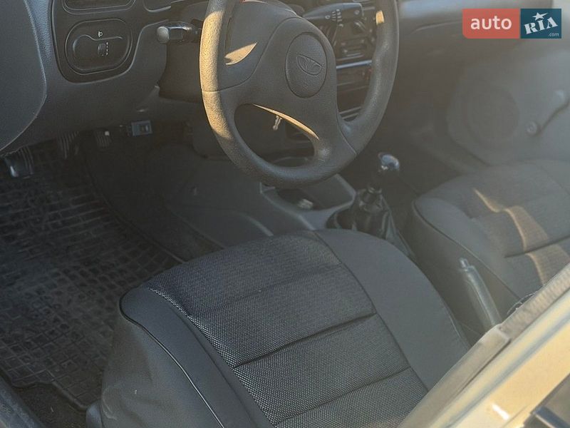 Седан Daewoo Lanos 2004 в Доманевке