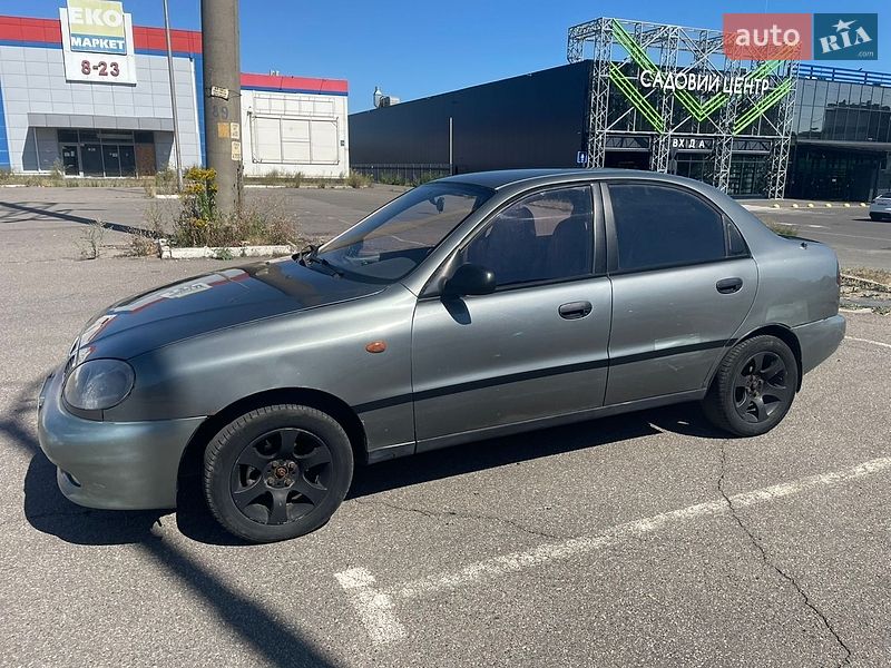 Седан Daewoo Lanos 2002 в Чернігові